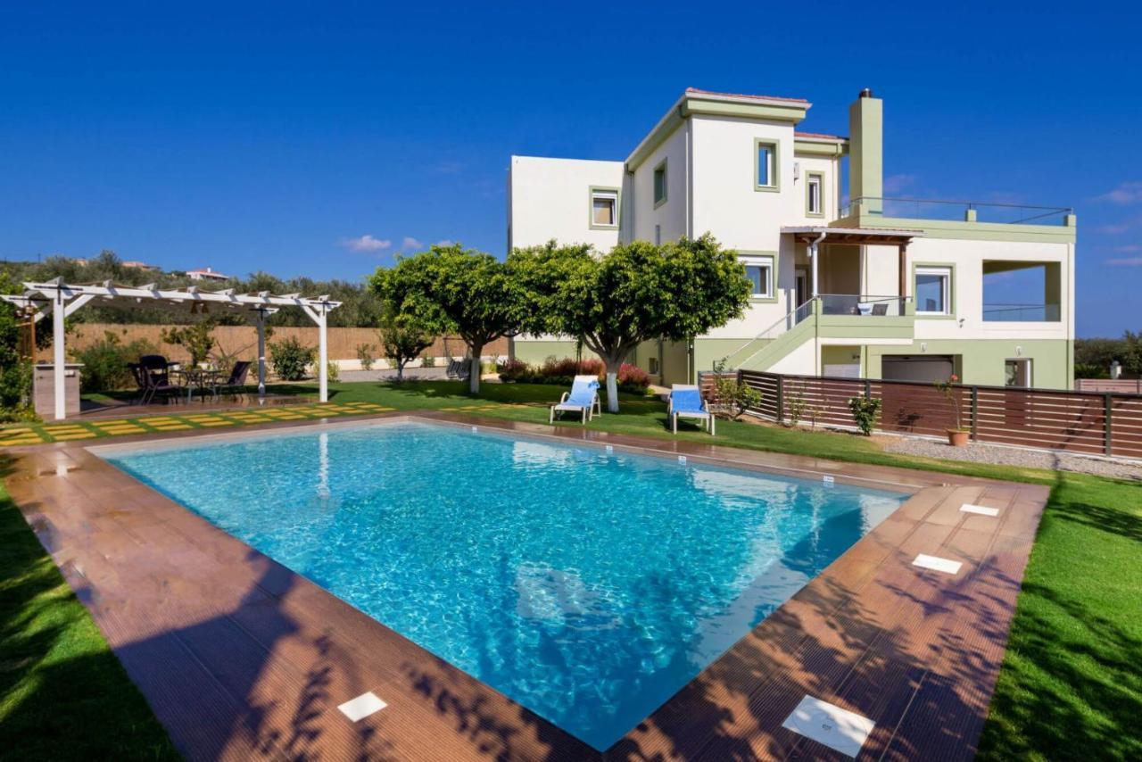 Villa Dimokratia Kolymbari Exterior photo